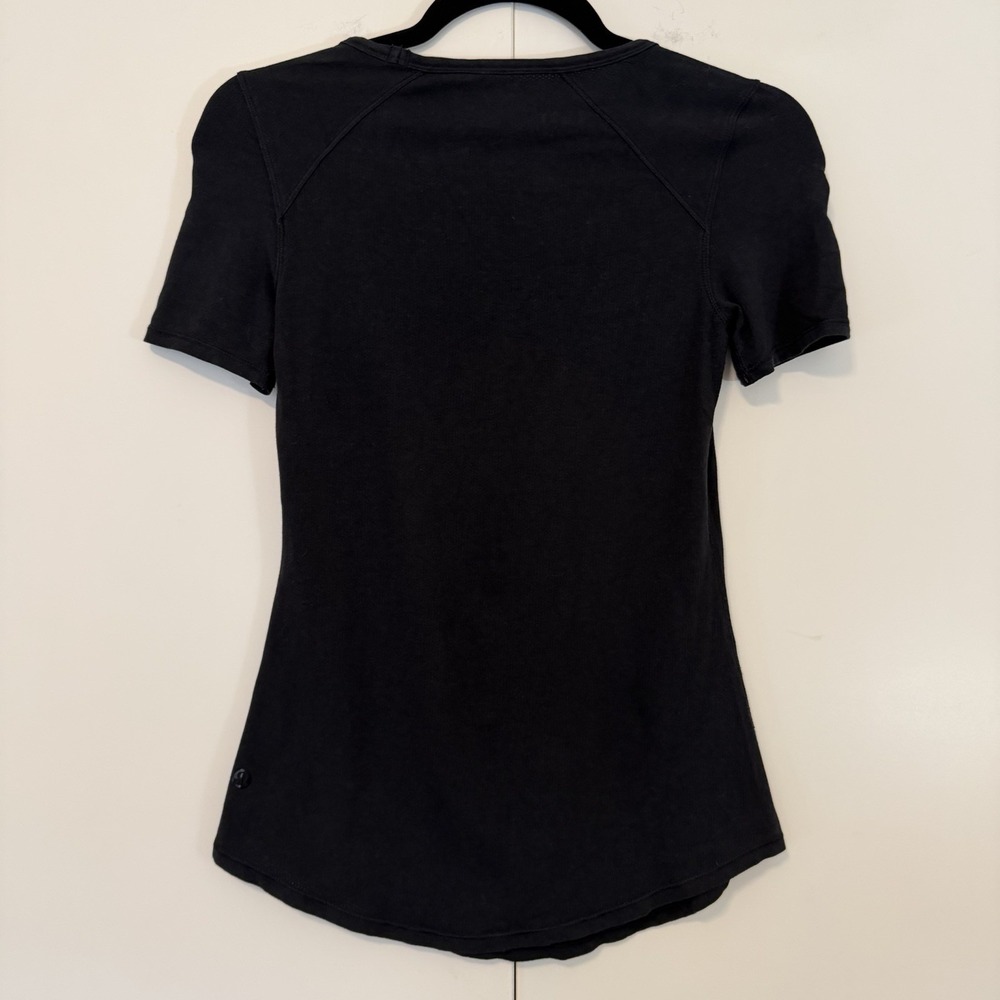 Black‎ Tight Lululemon Athletic Top